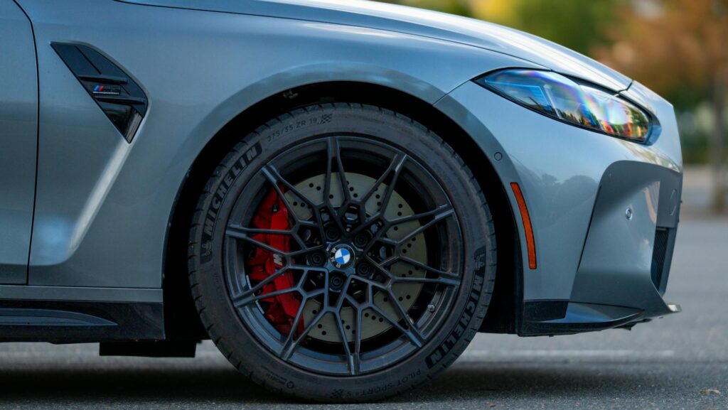 BMW brake pads guide for street driving (quiet low dust)